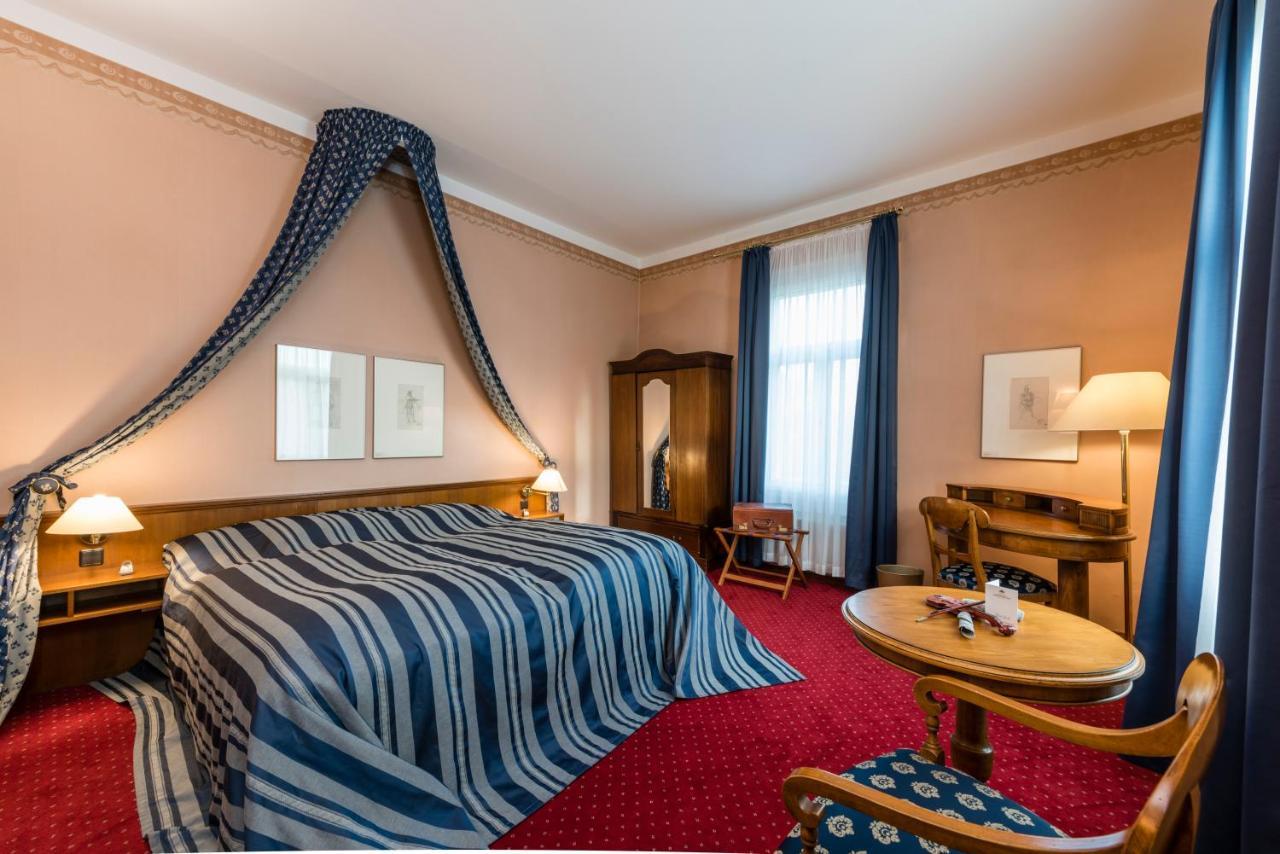 Saechsischer Hof 4*