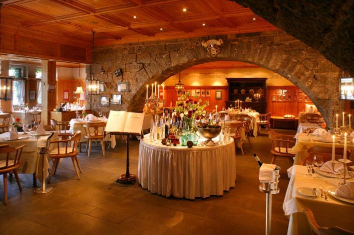 Hotel Saechsischer Hof 4*